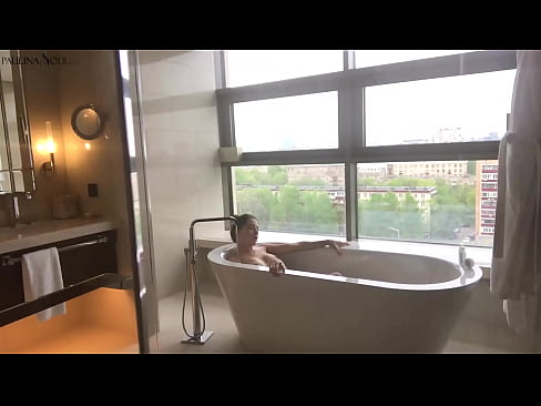 ❤️ Tremenda nena masturbando apasionadamente su coño en el baño ❤ Super porno en es.befuck-net.ru ❌️